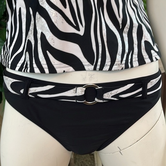ISAAC MIZRAHI ZEBRA PRINT TANKINI - Picture 6 of 9